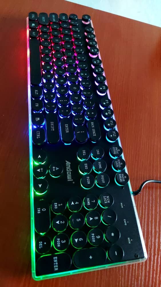 Gaming Keyboard - Image 2